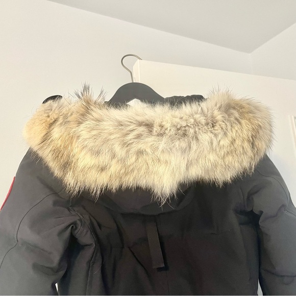 ‼️SOLD‼️Canada goose shelburne parka - Picture 2 of 3